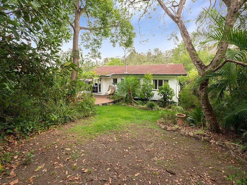 15 Dempster Street, Toowong QLD 4066