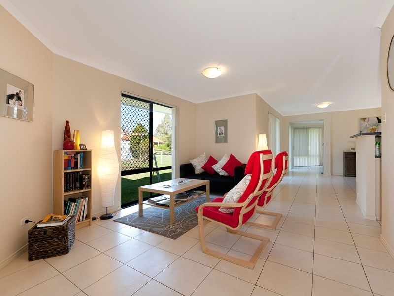 16 Krystyna Court, Karalee QLD 4306