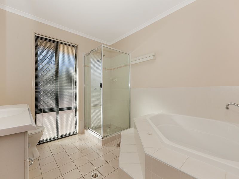 16 Krystyna Court, Karalee QLD 4306