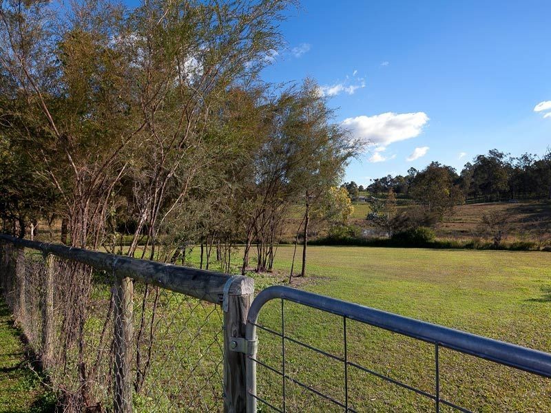 16 Krystyna Court, Karalee QLD 4306