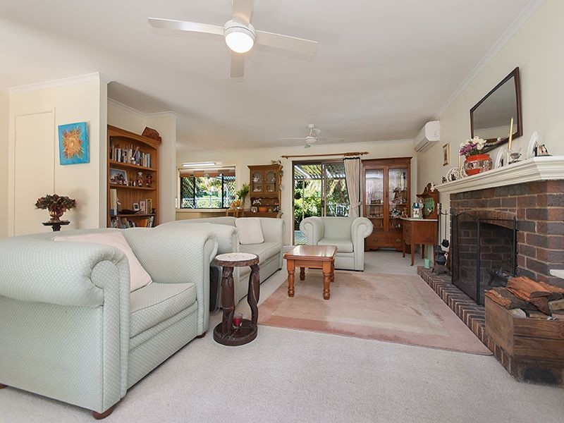 16 Montanus Drive, Bellbowrie QLD 4070