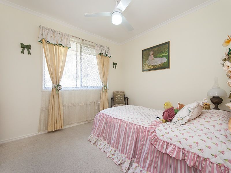 16 Montanus Drive, Bellbowrie QLD 4070