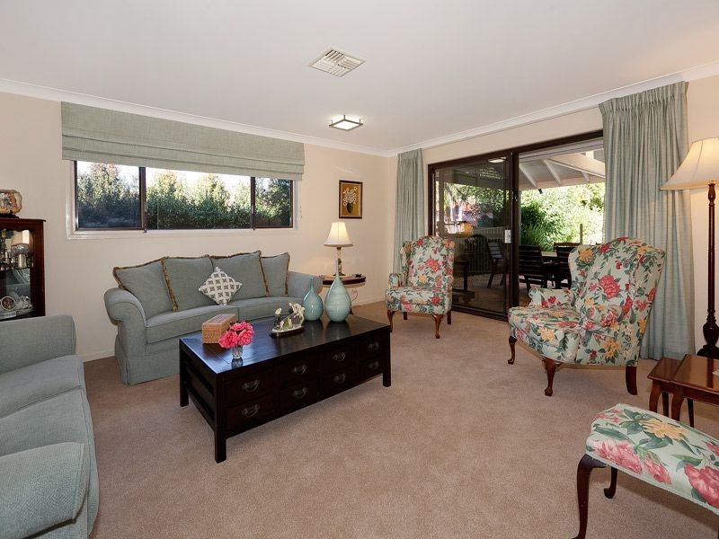 29 Pandian Crescent, Bellbowrie QLD 4070