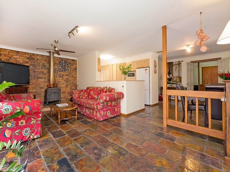 11 Marlock Street, Bellbowrie QLD 4070