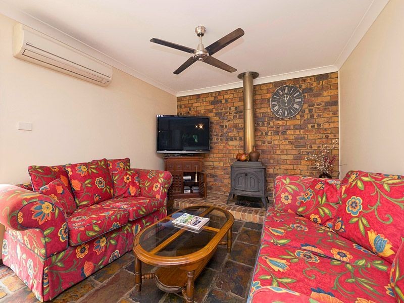 11 Marlock Street, Bellbowrie QLD 4070