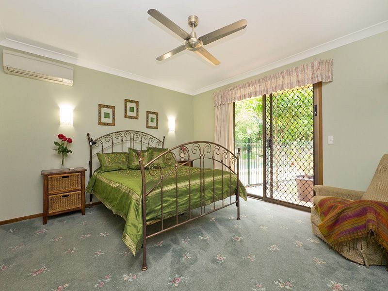 11 Marlock Street, Bellbowrie QLD 4070