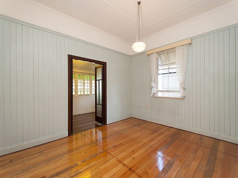 147 Frederick Street, Toowong QLD 4066