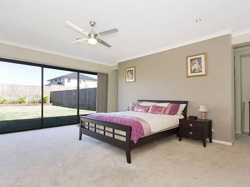 51 Paperbark Circuit, Moggill QLD 4070
