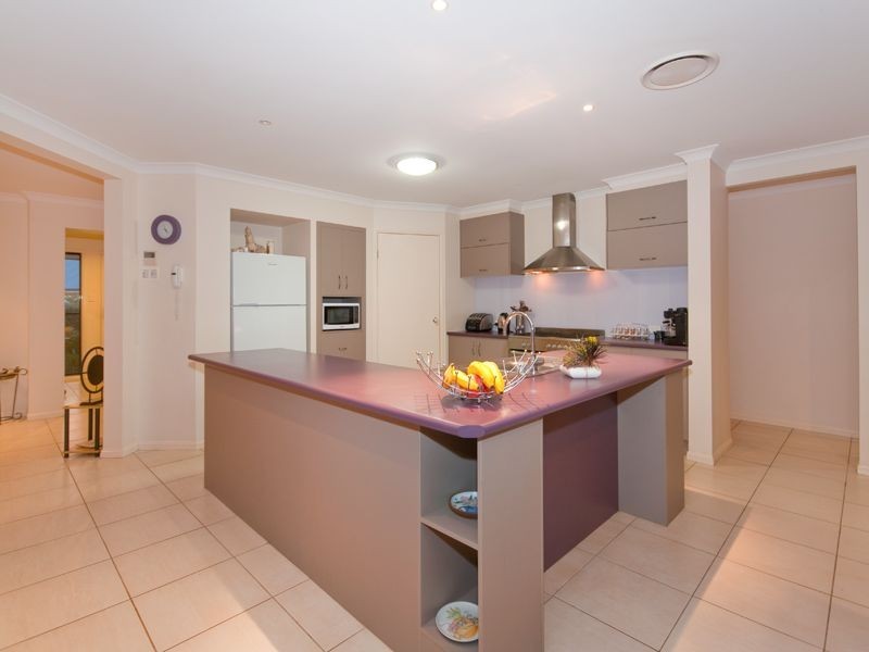 31 Lancaster Court, Moggill QLD 4070