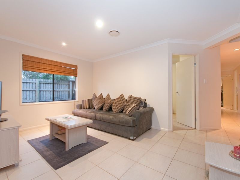 31 Lancaster Court, Moggill QLD 4070