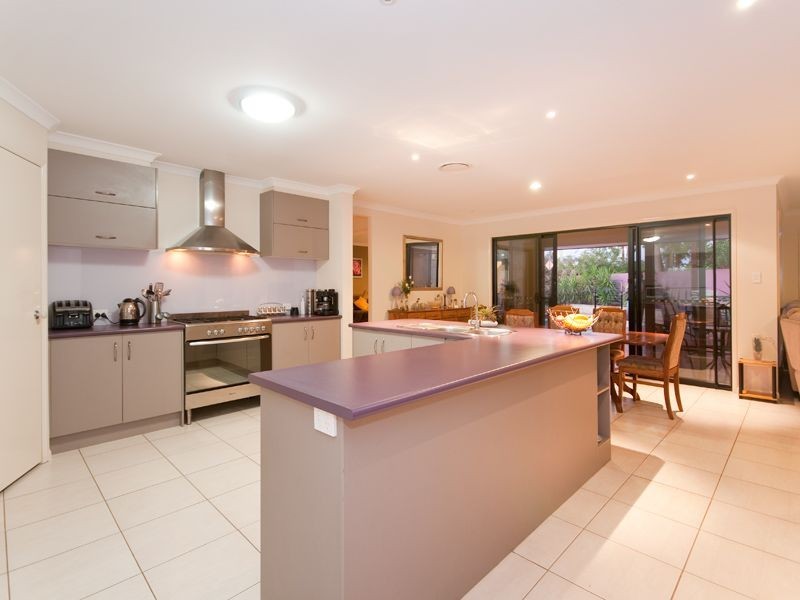 31 Lancaster Court, Moggill QLD 4070