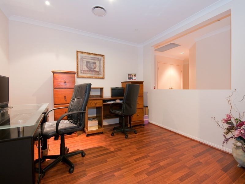 31 Lancaster Court, Moggill QLD 4070