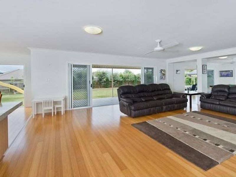 12 Frederick Street, Moggill QLD 4070