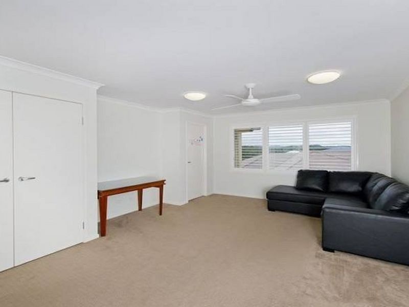 12 Frederick Street, Moggill QLD 4070