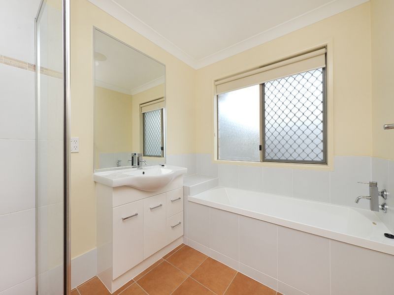 23 Corymbia Crescent, Anstead QLD 4070