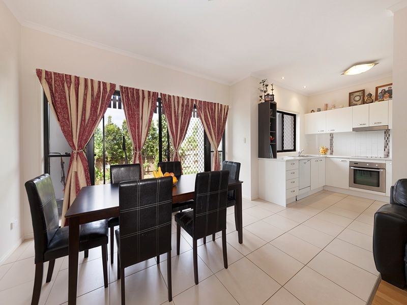 8/52 Golden Crest Place, Bellbowrie QLD 4070