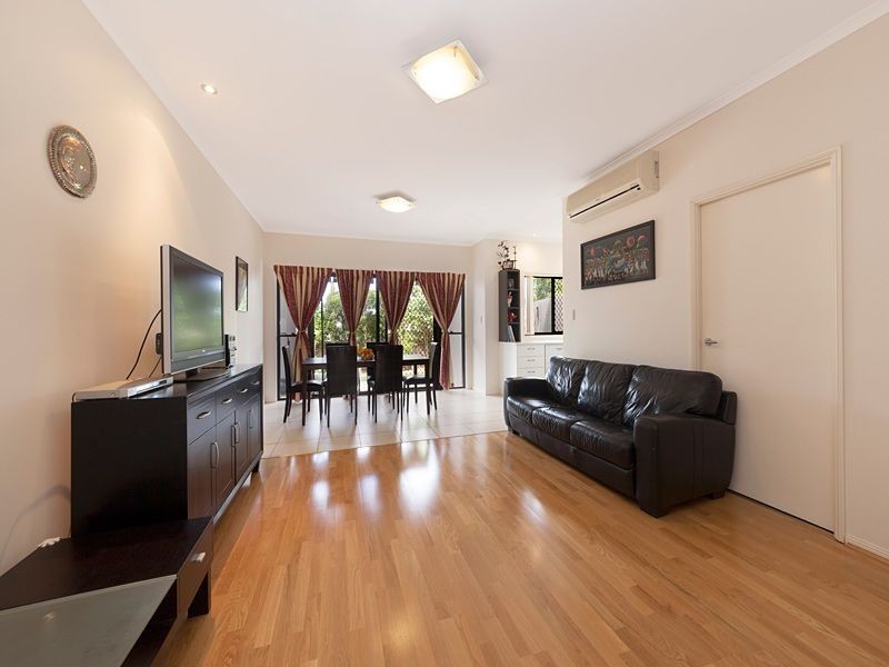 8/52 Golden Crest Place, Bellbowrie QLD 4070
