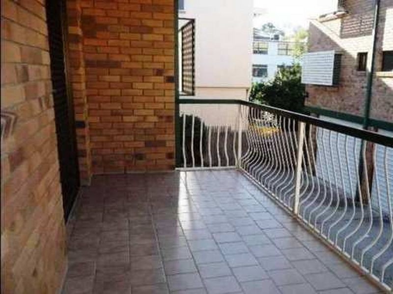 1/27 Ridley Street, Auchenflower QLD 4066