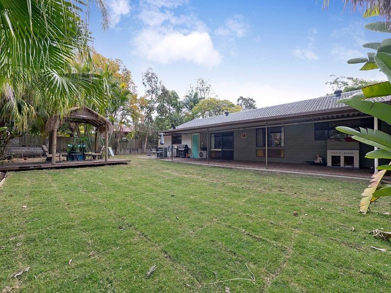 22 Montanus Drive, Bellbowrie QLD 4070