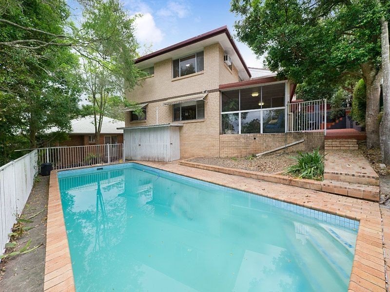 149 Kenmore Road, Kenmore QLD 4069