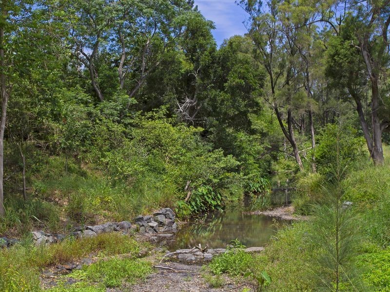 7 Drysdale Crescent, Brookfield QLD 4069