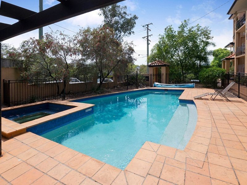 16/70 Lang Parade, Auchenflower QLD 4066