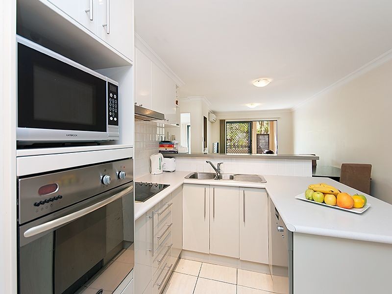 4/22 Cadell Street, Toowong QLD 4066