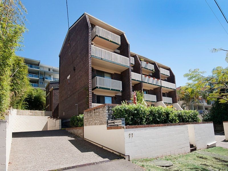3/77 Warren Street, St Lucia QLD 4067