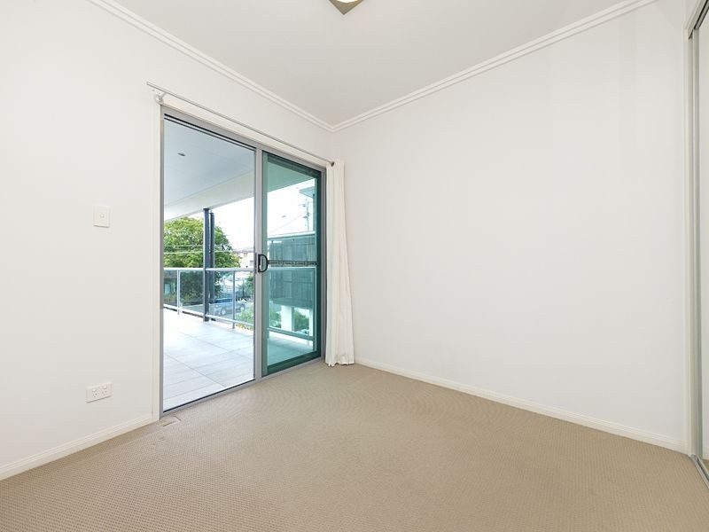 6/51 Lambert Road, Indooroopilly QLD 4068