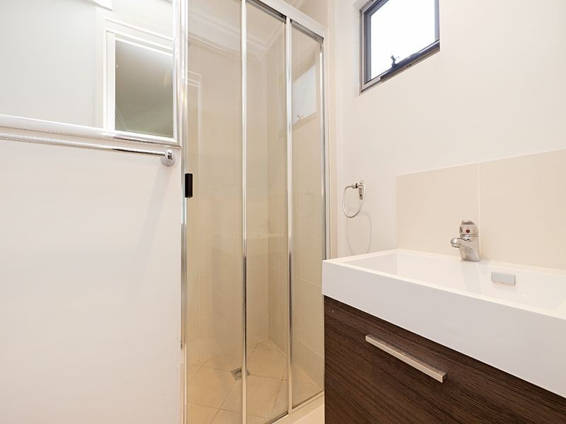 6/51 Lambert Road, Indooroopilly QLD 4068