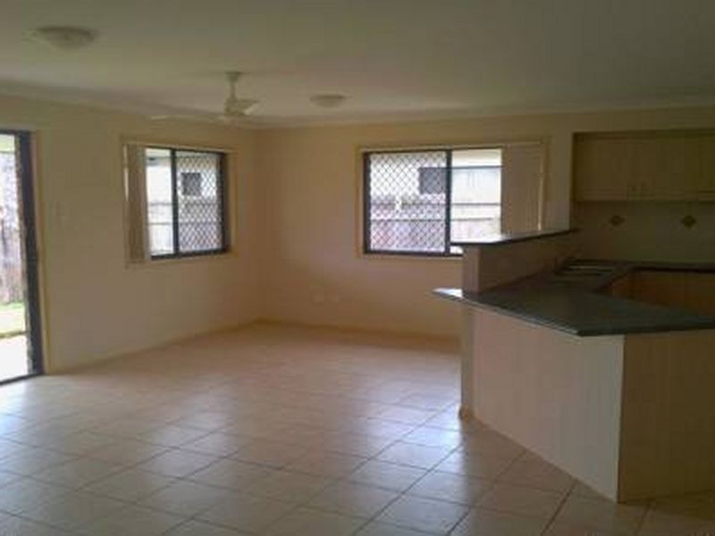 7 Regency Crescent, Moggill QLD 4070