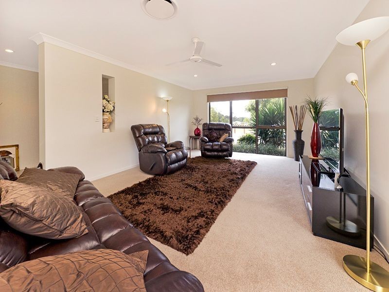 12 Spotted Gum Place, Moggill QLD 4070