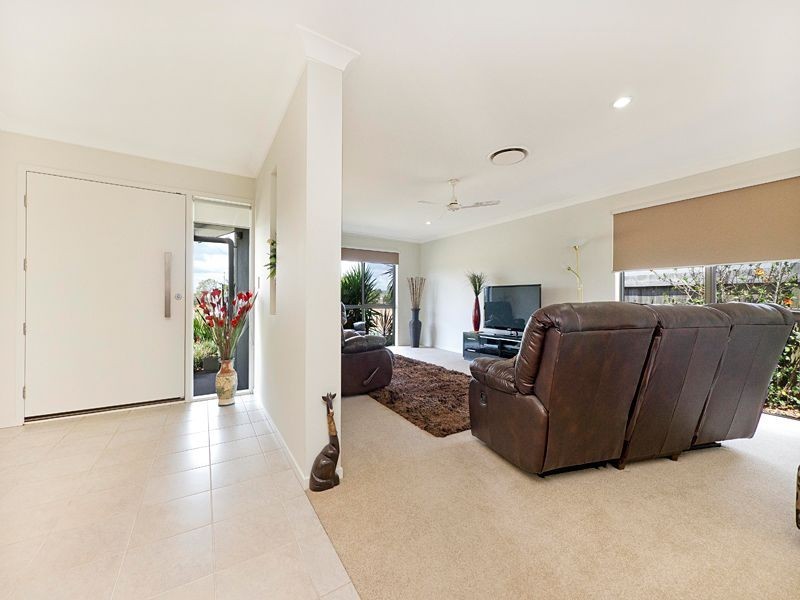 12 Spotted Gum Place, Moggill QLD 4070