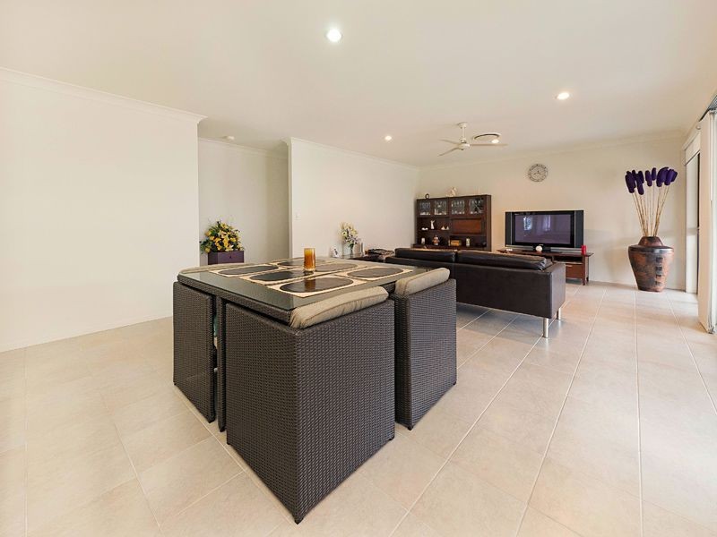 12 Spotted Gum Place, Moggill QLD 4070