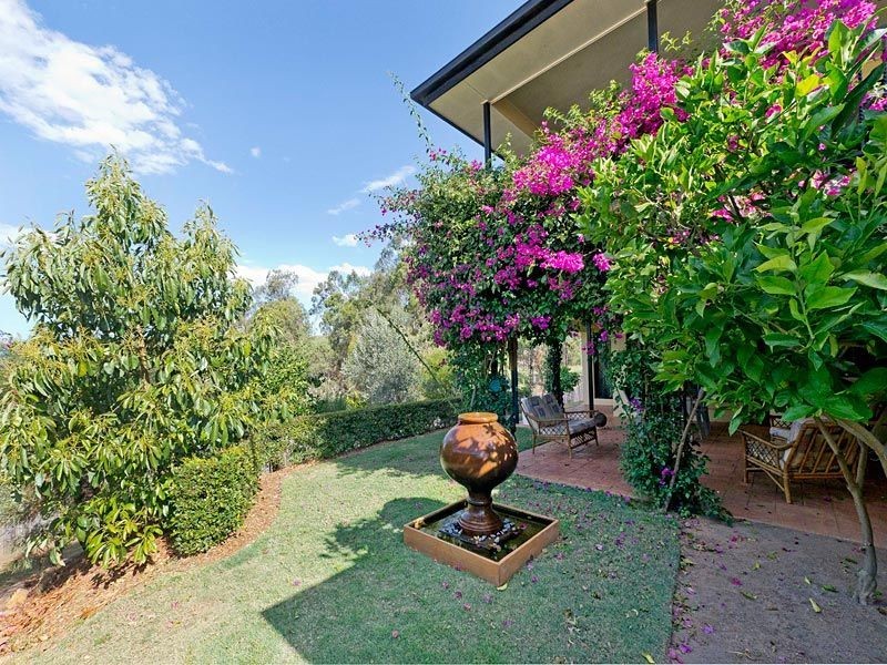 84 Beaufort Crescent, Moggill QLD 4070