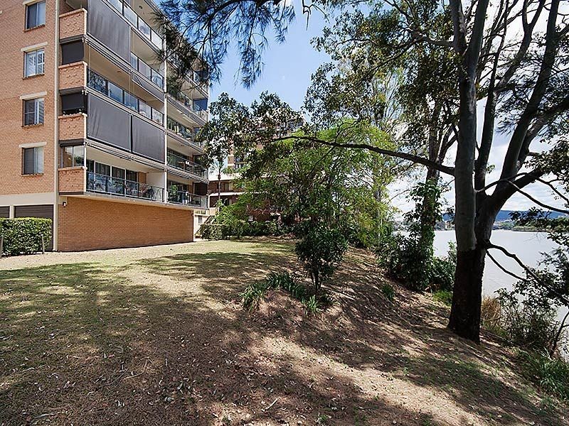 20/136 Macquarie Street, St Lucia QLD 4067