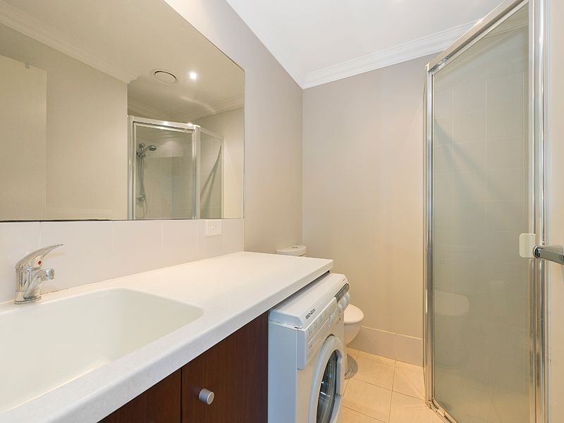 3/60 Kensington Terrace, Toowong QLD 4066