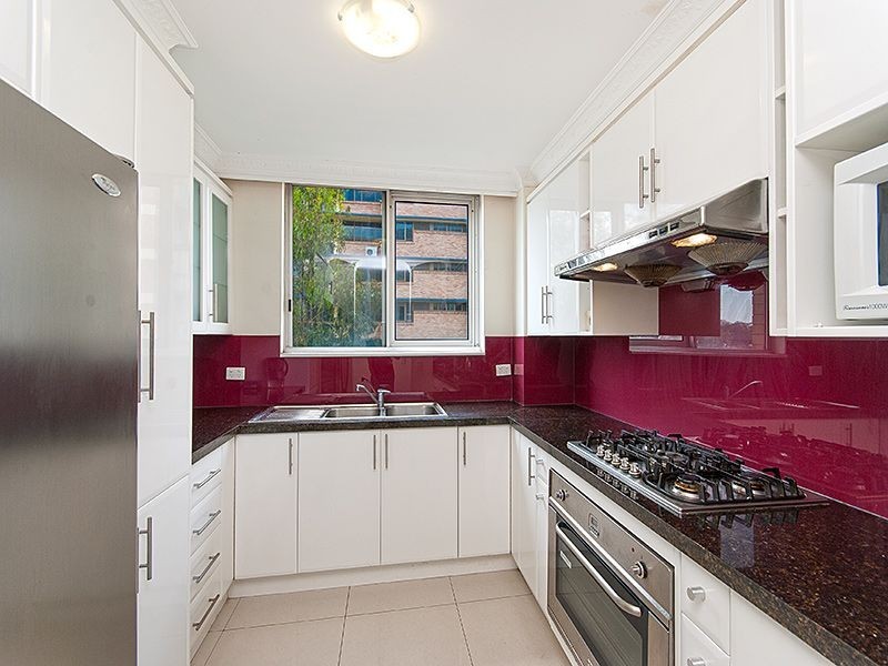 15/122 Macquarie Street, St Lucia QLD 4067