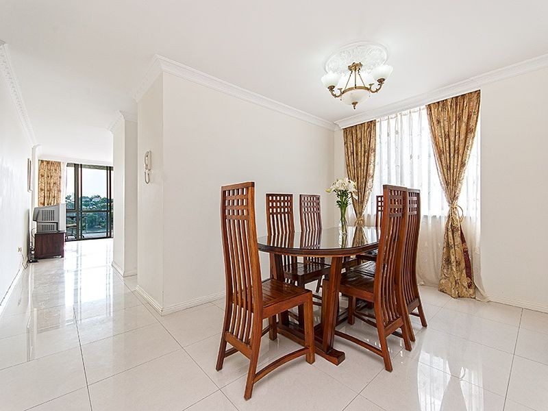 15/122 Macquarie Street, St Lucia QLD 4067