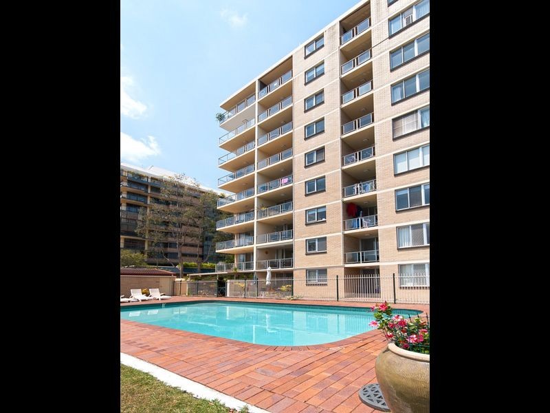 15/122 Macquarie Street, St Lucia QLD 4067