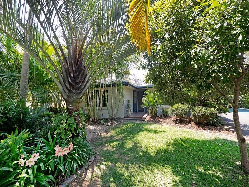 17 Omeo Grove, Karana Downs QLD 4306