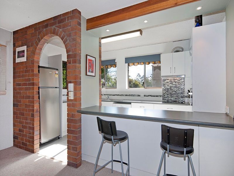 1/46 Newcross Street, Indooroopilly QLD 4068