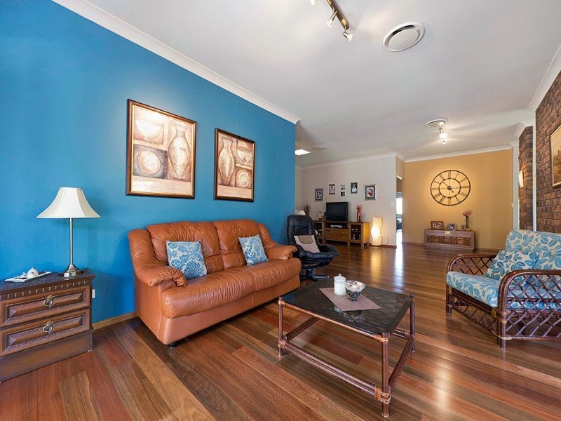 63 Sugarwood Street, Bellbowrie QLD 4070