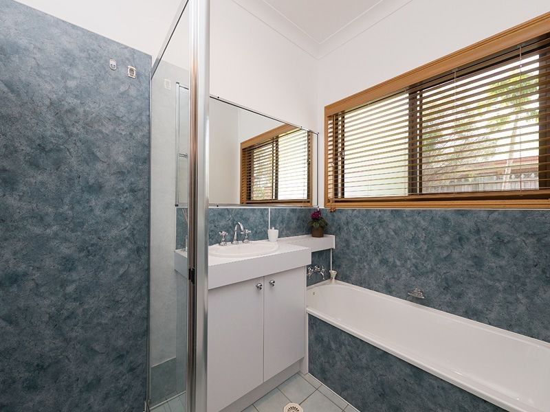 63 Sugarwood Street, Bellbowrie QLD 4070