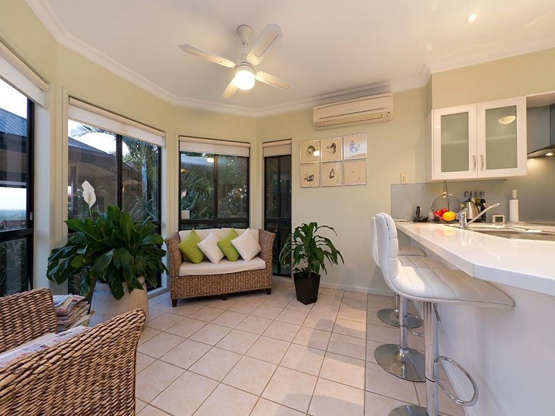 53 Crestwood Place, Moggill QLD 4070