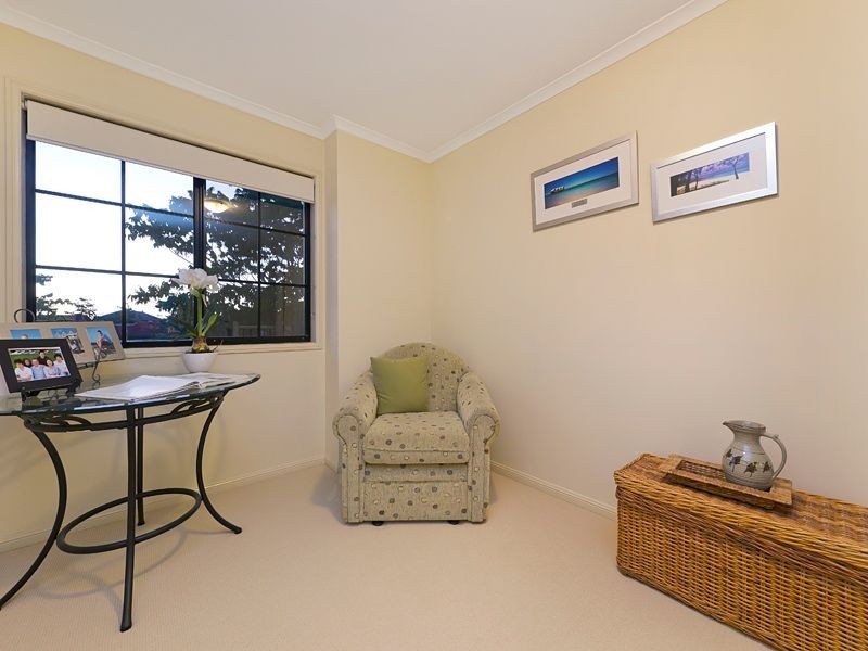 53 Crestwood Place, Moggill QLD 4070