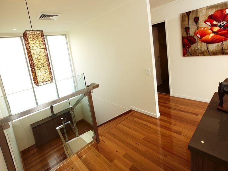 10/74 Dengate Lane, St Lucia QLD 4067