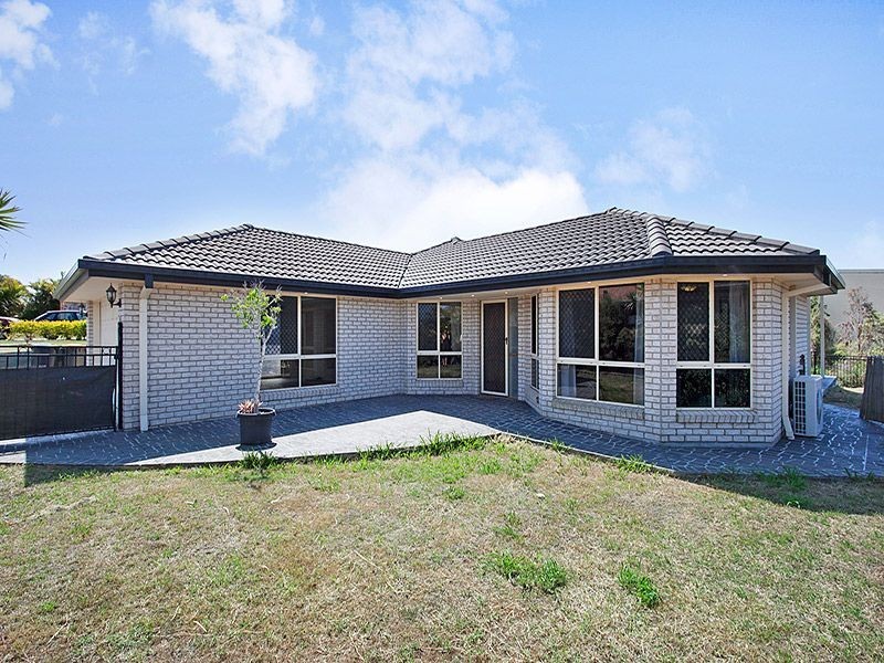 20 Gleneagles Crescent, Oxley QLD 4075