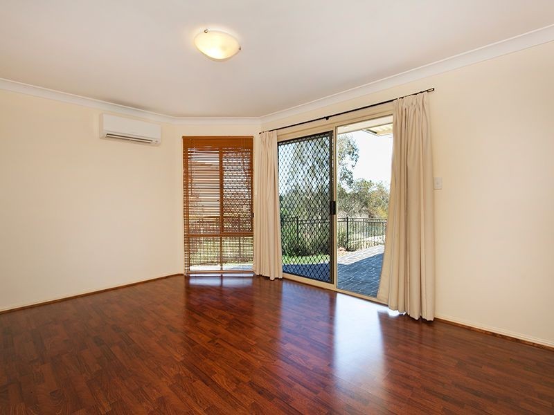20 Gleneagles Crescent, Oxley QLD 4075