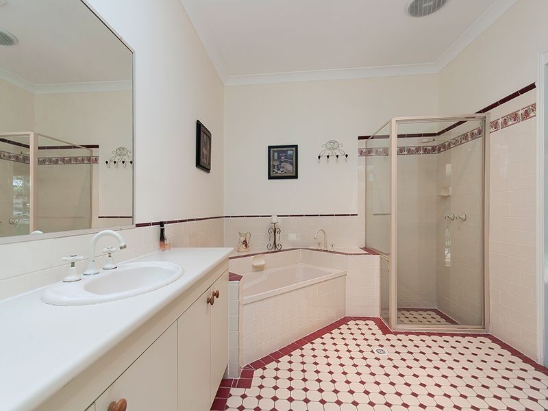 257 Sugars Road, Anstead QLD 4070